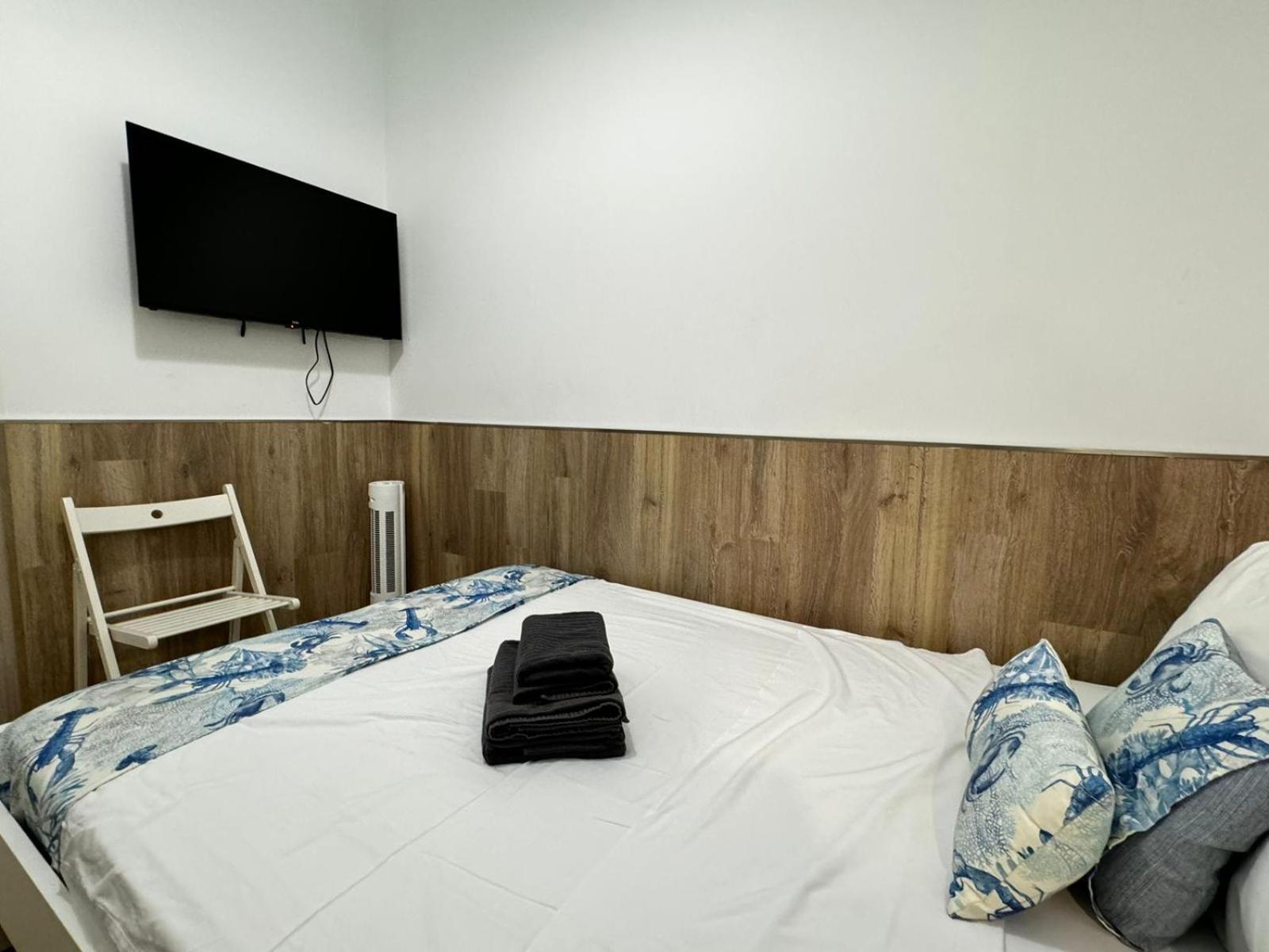 Rodrigues 15 Aparthotel Валенсия Екстериор снимка